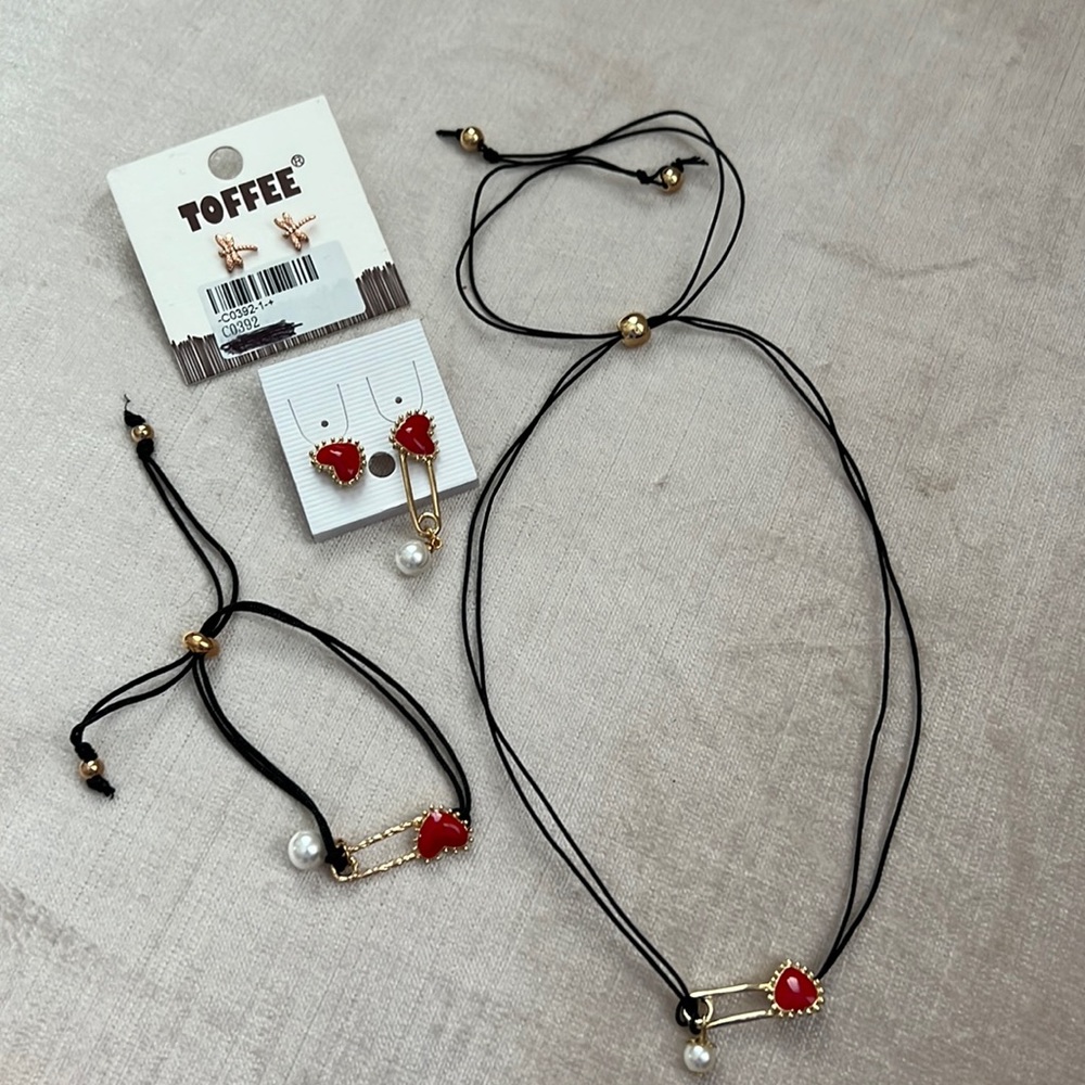 Jewelry Set of Heart Earring Necklace Bracelet